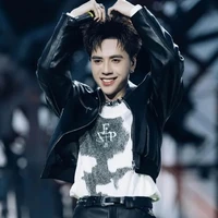 Lê Quang Hùng < MaterD