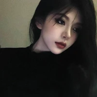 Mẹ của anh