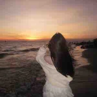 Quản lí: Hứa Thanh