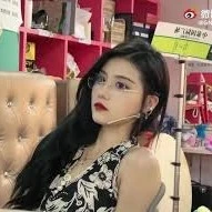 Chu Di Hân - em