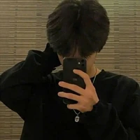 Huỳnh Trần Nhật Minh ( em trai nu9)