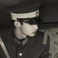 Người thẩm vấn