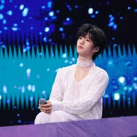 Trương Hàm Thụy(Y)