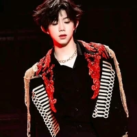 Trần dịch hằng