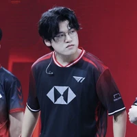 Lee Minhyung ( Gumayusi)