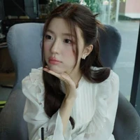 Nguyễn Lê Diễm Hằng (Lamoon)