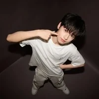 Dương Hàm Bác