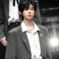 Trần Dịch Hằng -anh-