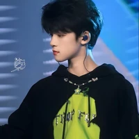 Uông Tuân Hy_gã