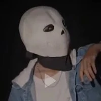 Sans dép hồng