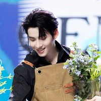 Huỳnh Hoàng Hùng_Gem