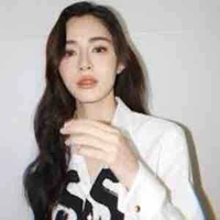 LingLing Kwong 