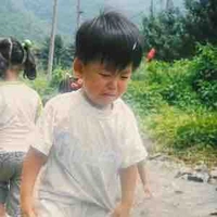 Lee Min-hyung (5 tuổi)