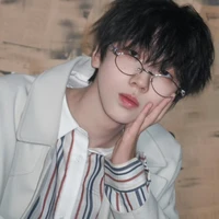 Nhiếp Vỹ Thần