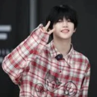 Trương Hàm Thụy _ Y