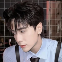 quang hùng