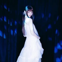 Nguyễn Lê Ngọc Ánh Sáng [ Aza ]