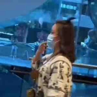 Mẹ mục chỉ thừa 