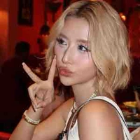 Quỳnh Anh Shyn-(A)