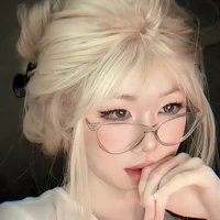 Huỳnh nhã an (alice)