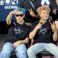 Nhỏ chị của tg :<<