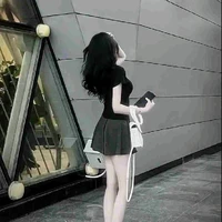 Lục Vãn Vãn - chị họ của top