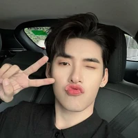 HÙNG HUỲNH