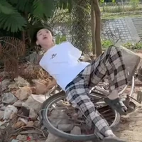 bạn t/g:>