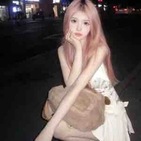 Lê Thuỳ Linh (Mẹ Rhy)