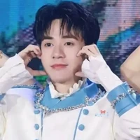 Quang Hùng