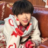 Trần Dịch Hằng_câụ