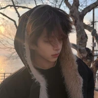 hoàng gia minh em na9