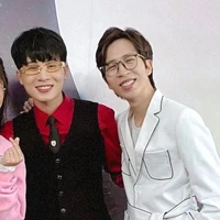 t và con bạn t