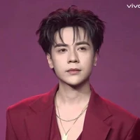 Quang Hùng