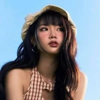 aza//nguyễn Lê Ngọc ánh sáng