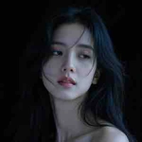 Kim Jisoo - Chị ( Đại uý )