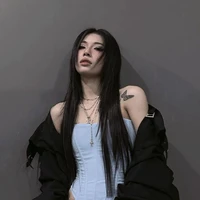 Trần Thảo Linh ( Cô + Lyhan )