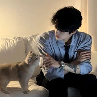 Khâu Tử Đình ( bố anh )