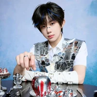 Trần Dịch Hằng(DH)