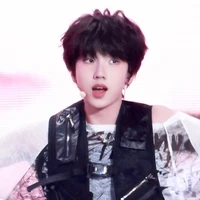 Nhiếp Vĩ Thần