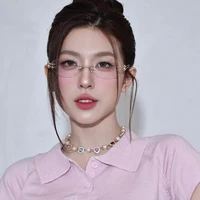 Nguyễn Lê Diễm Hằng/@lamoon