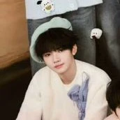 Trương Dịch Nhiên_ bạn cậu