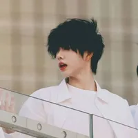 Trần Dịch Hằng _ cậu
