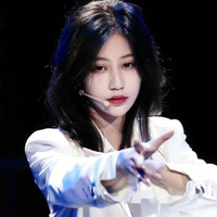 Viên Nhất Kỳ
