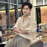 Hoàng Hùng-Hùng Huỳnh
