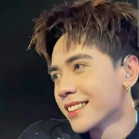 quang hùng