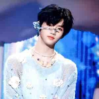 Trương Hàm Thuỵ_Y