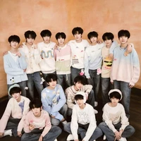 TF Gia Tộc F4