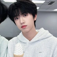 Trương Quế Nguyên - Hắn