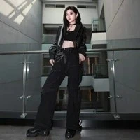 Vương dịch ( Cô )